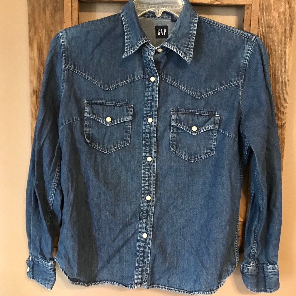 Women’s GAP Denim Blue Jean Shirt